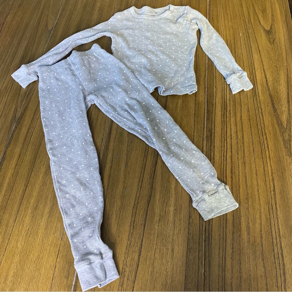 Girls Gray thermal set with white polka dots